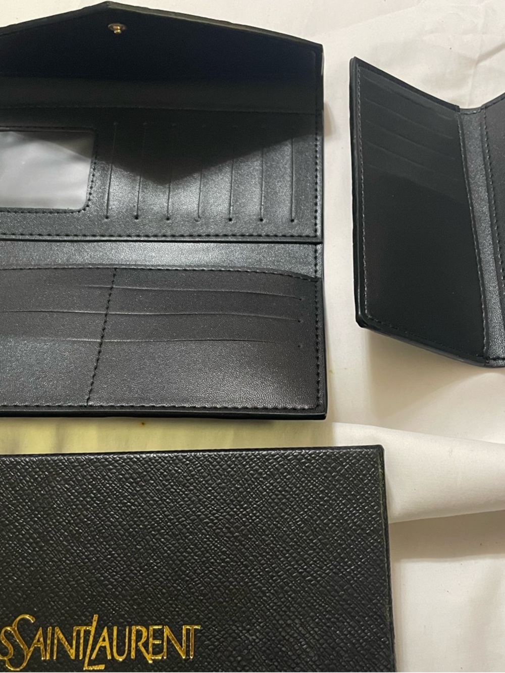 Yves Saint Laurent Black Croc-Embossed Envelope Wallet with Gold YSL Emblem - Picture 5 of 8